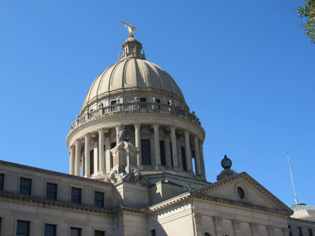 Mississippi Senate advances $6,000 teacher raise as House pushes competing plan