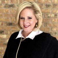 Michelle-Hoffman-e1540235407482-circle Michelle-Hoffman-e1540235407482-circle