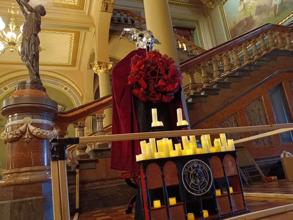 Former Mississippi political candidate charged with hate crime after destroying Satanic display in Iowa - Vimarsana News