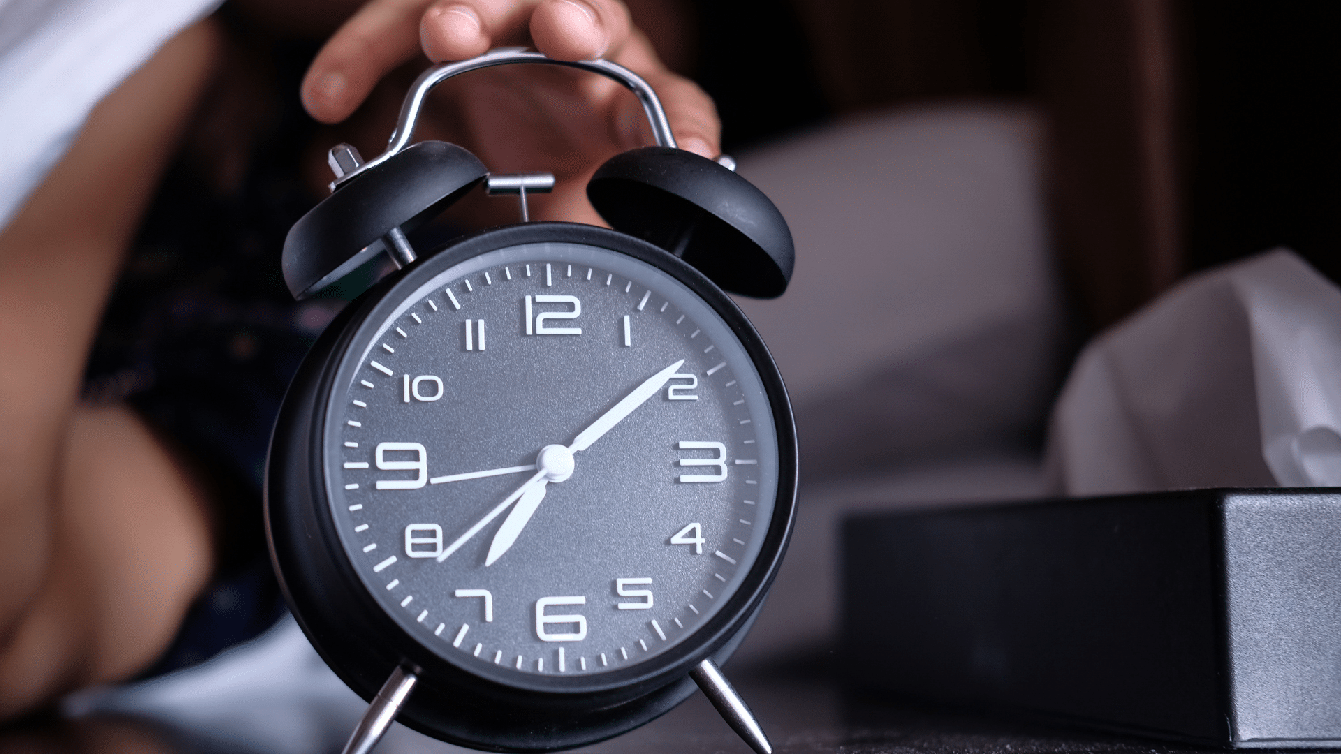 Change those clocks: Daylight saving time begins Sunday