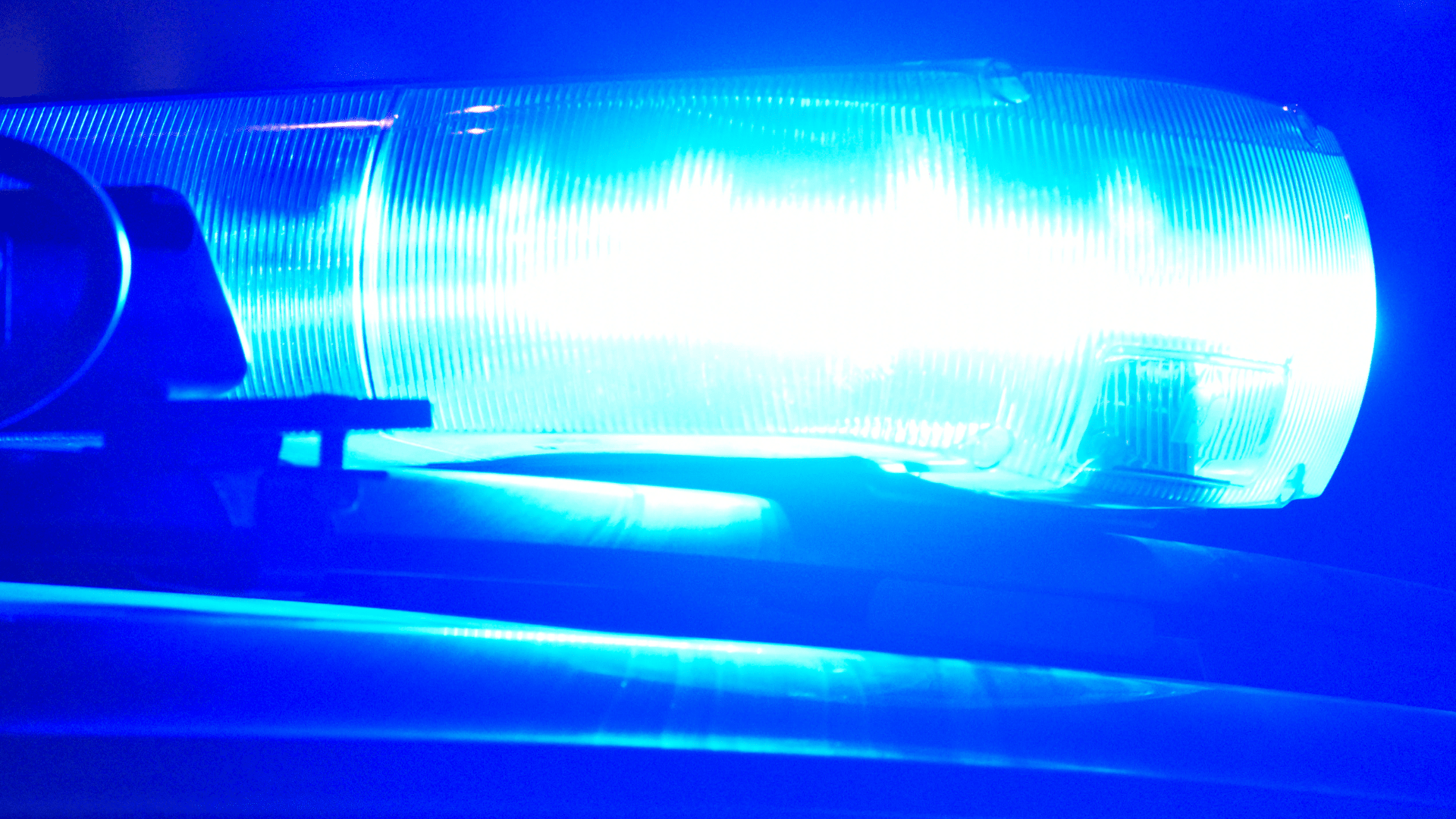 Officer, suspect hospitalized in Greenwood shooting