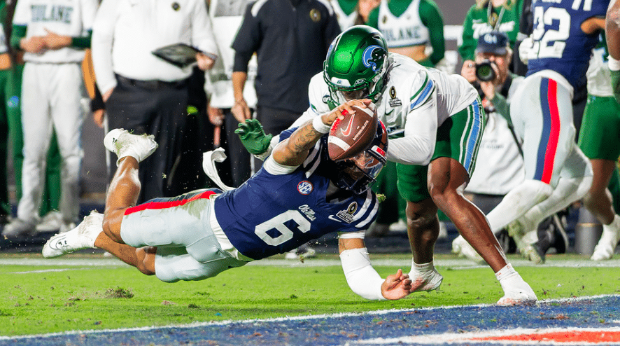 Ole Miss makes history with first-ever CFP win, annihilating Tulane 41-10