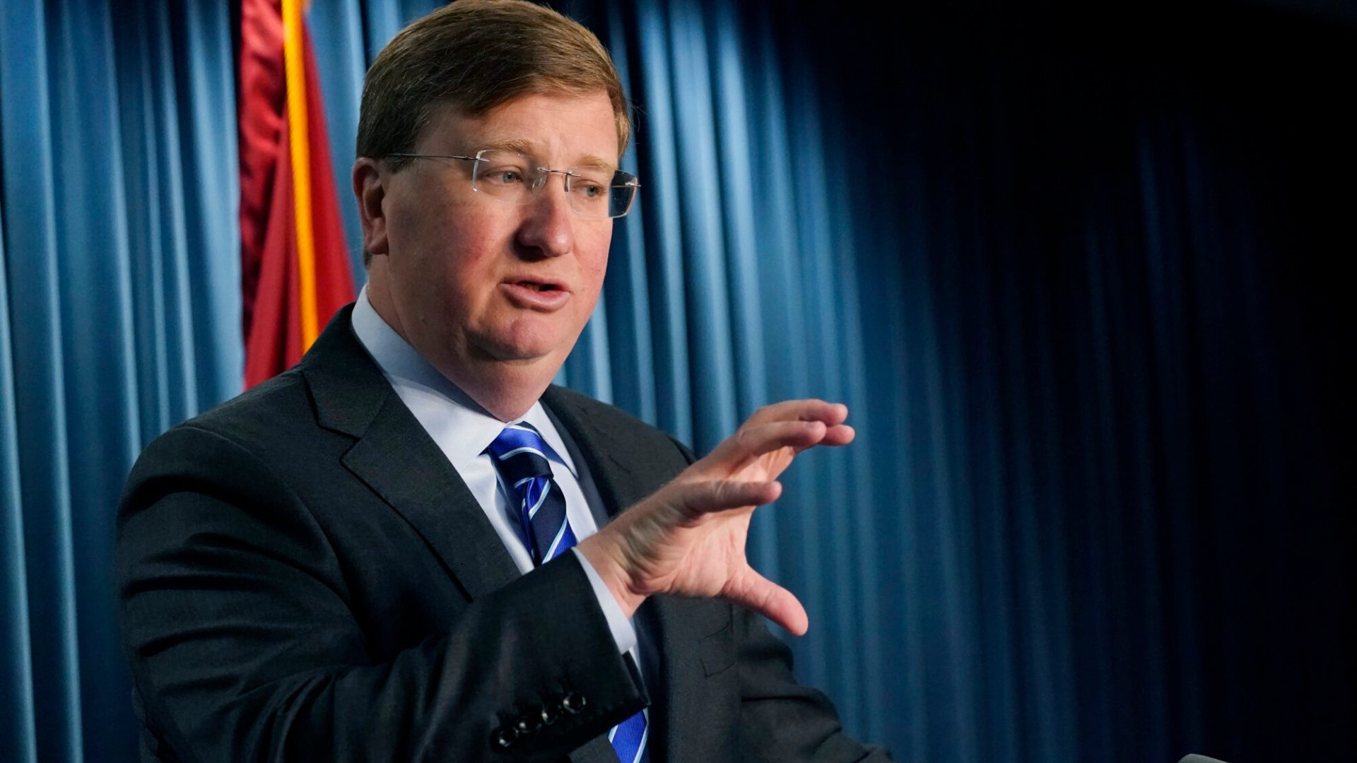 Governor says 2 deaths, 2 injuries confirmed as result of winter storm