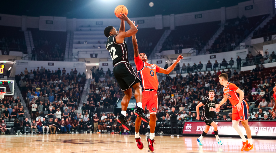 Howell, Gillom award finalists announced for Mississippi’s top college basketball players