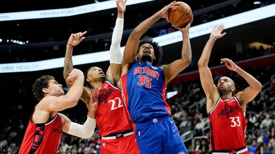 Former Mississippi State star Tolu Smith reaches agreement with Detroit Pistons