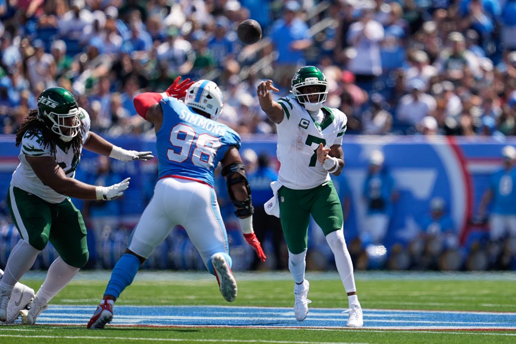 Jets fly past Titans 23-10 in a dominant season opener against their former coach